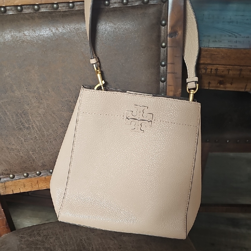 Tory Burch Beige Leather Shoulder Bag